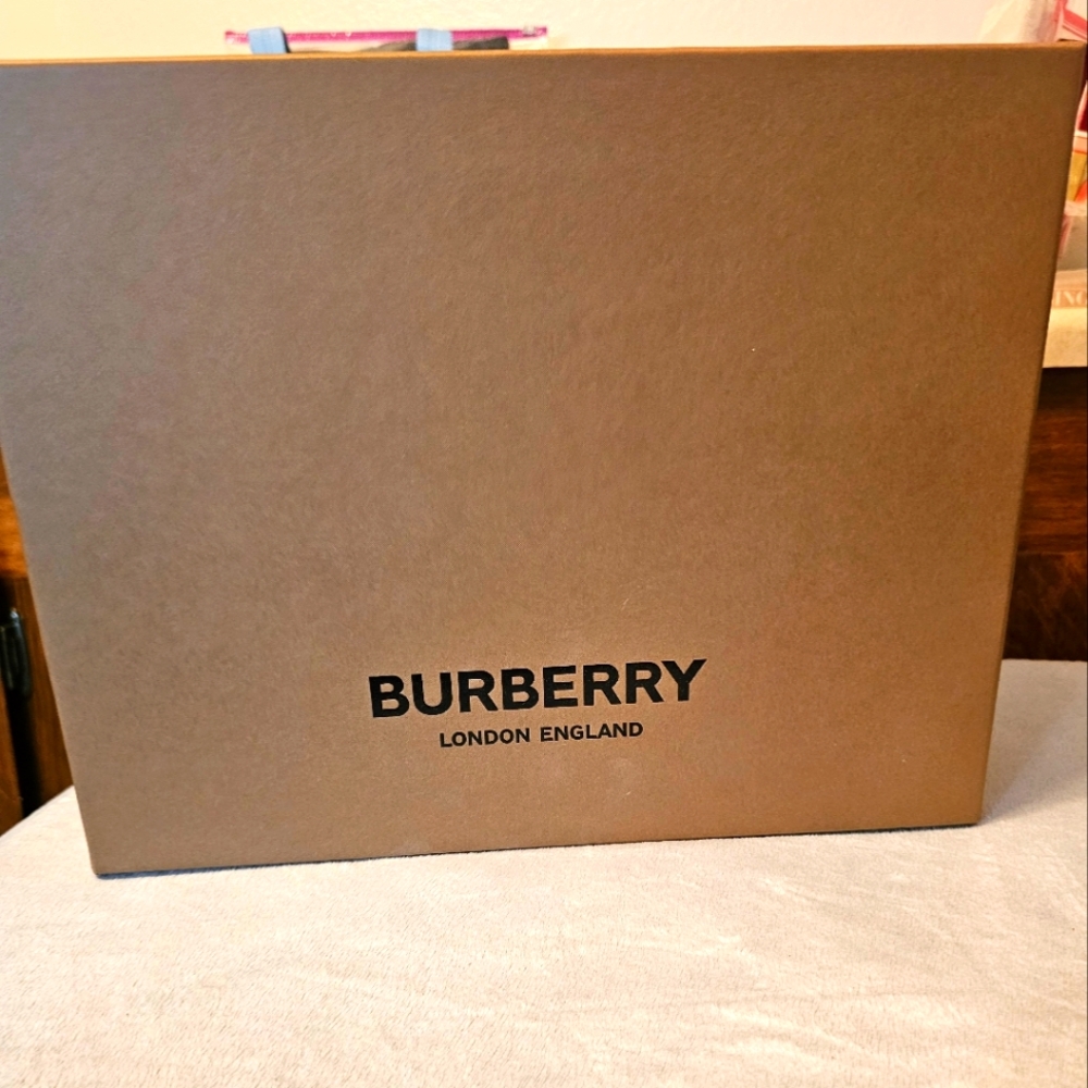 Burberry Brown Box